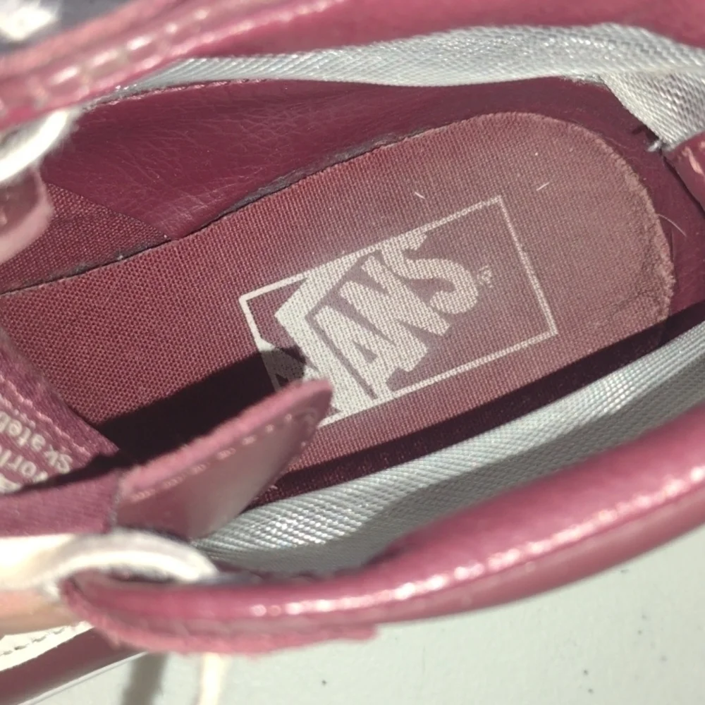 Burgundy Metal mash women’s 7.5 high top vans Men's 6